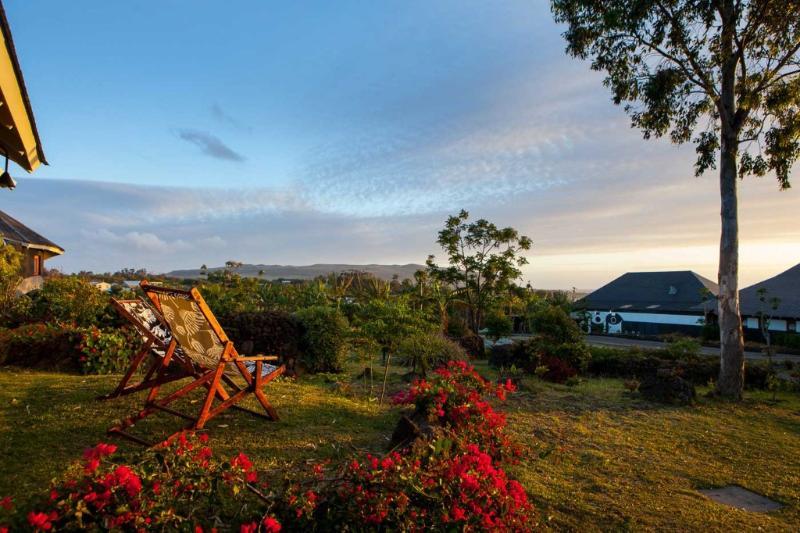 Altiplanico Isla De Pascua Hotell Hanga Roa Exteriör bild