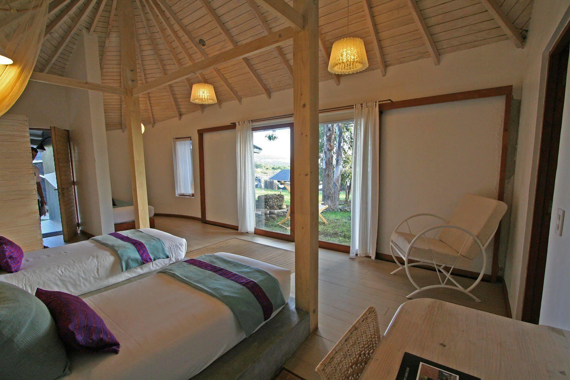 Altiplanico Isla De Pascua Hotell Hanga Roa Exteriör bild